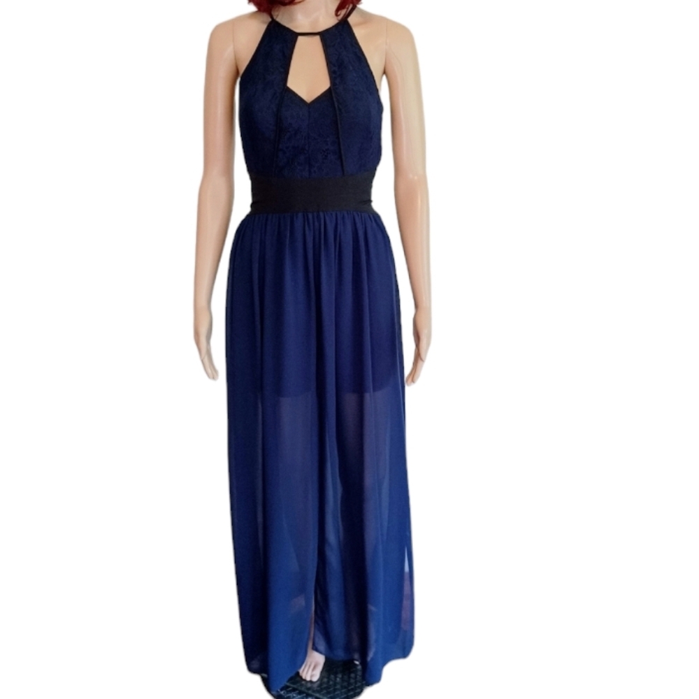 BCBGeneration Cutout Maxi Dress - Picture 9 of 11